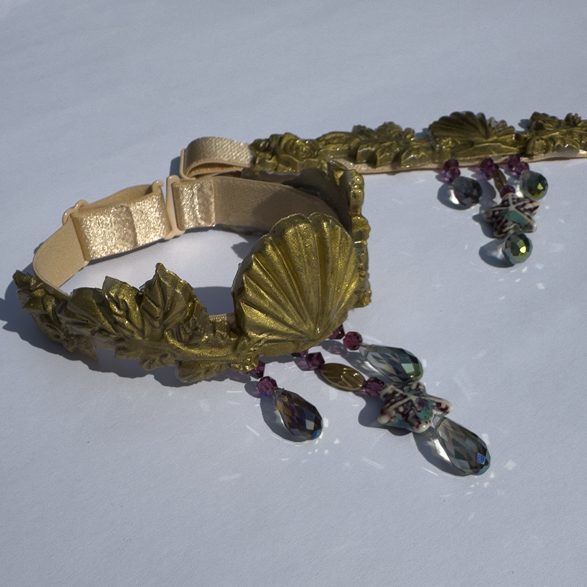 Scallop Armband Gold Purple Crystal