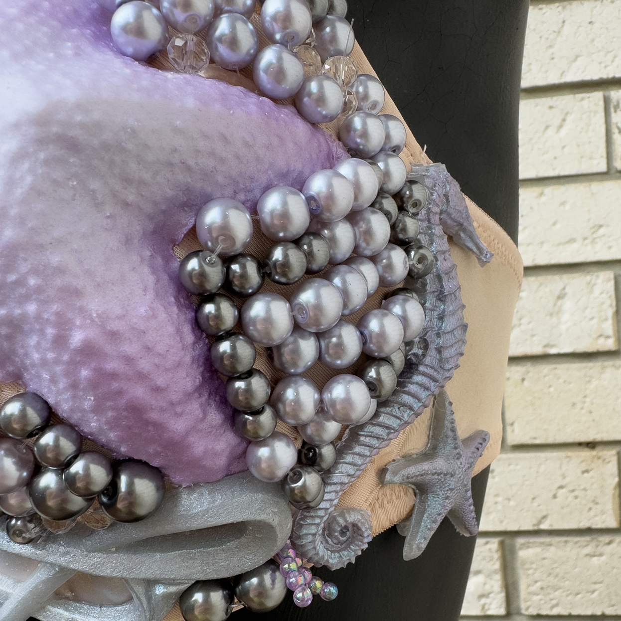 Side detail
