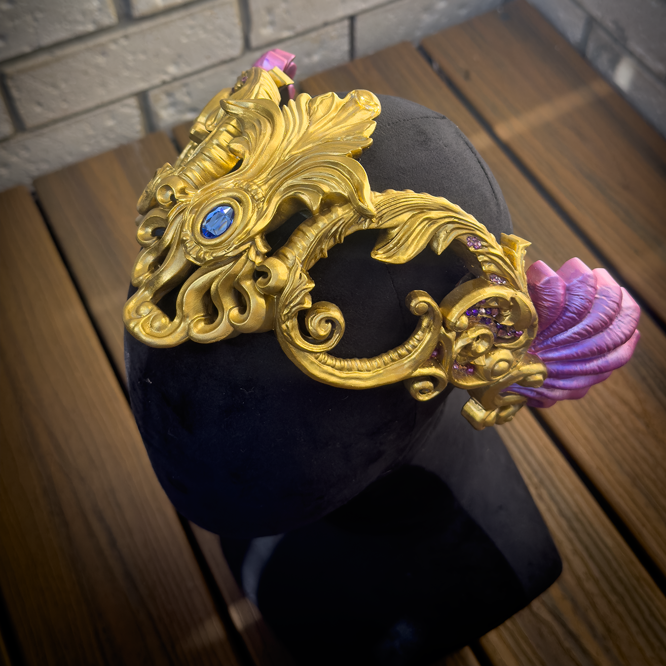 Gold Purple Relic Crown