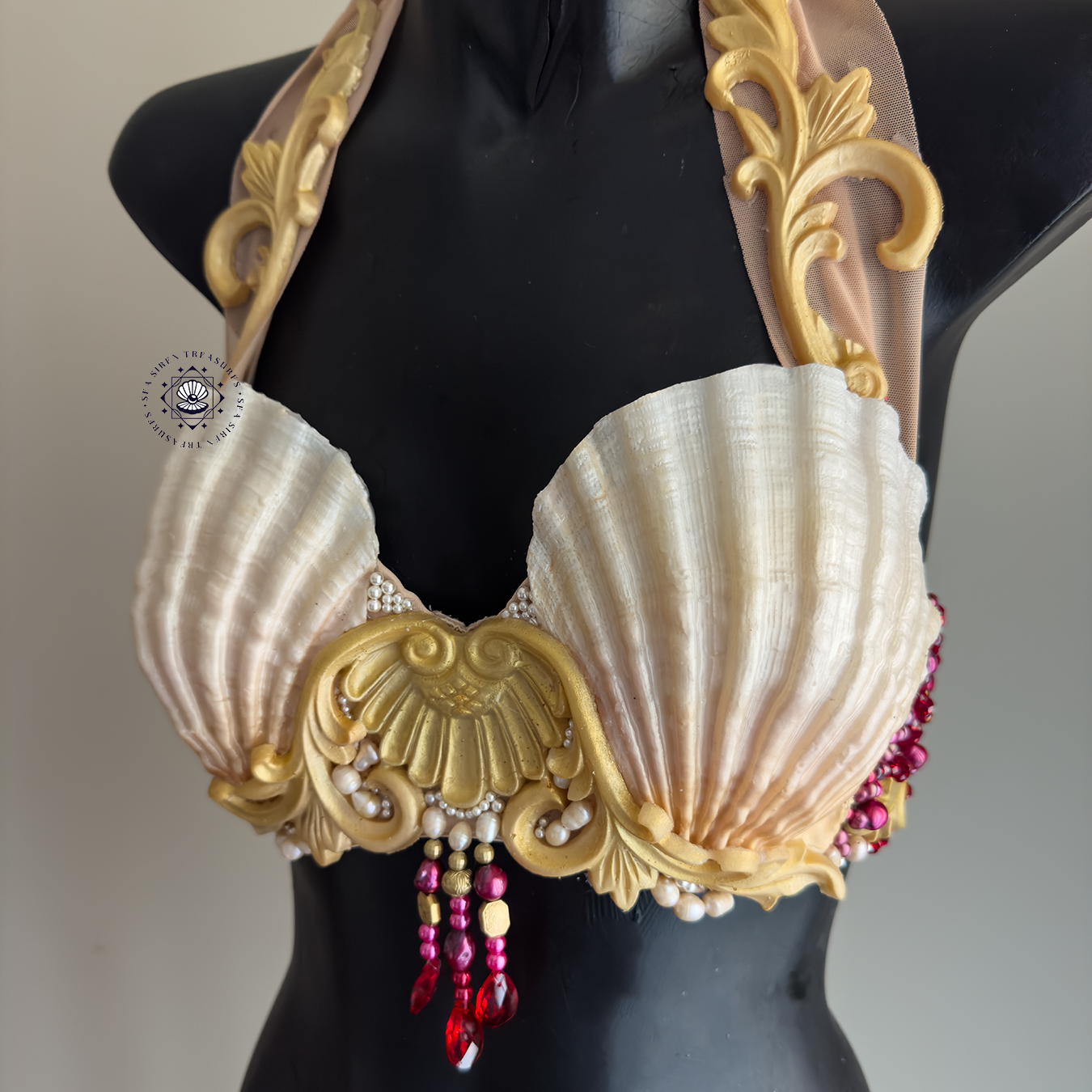 Natural Shell Red Beading Shell Top